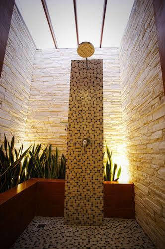 Tachawan & Restaurant 4*