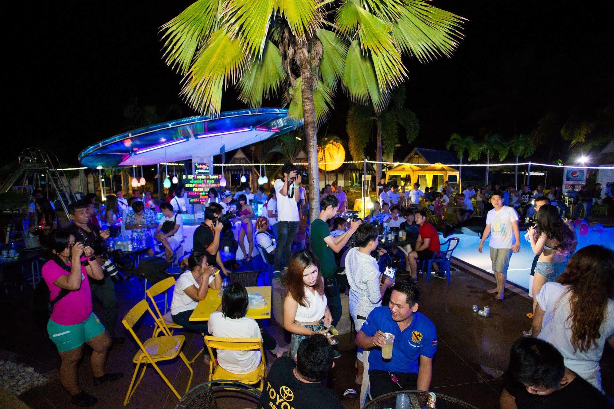 Resort Castle Howchow 3*