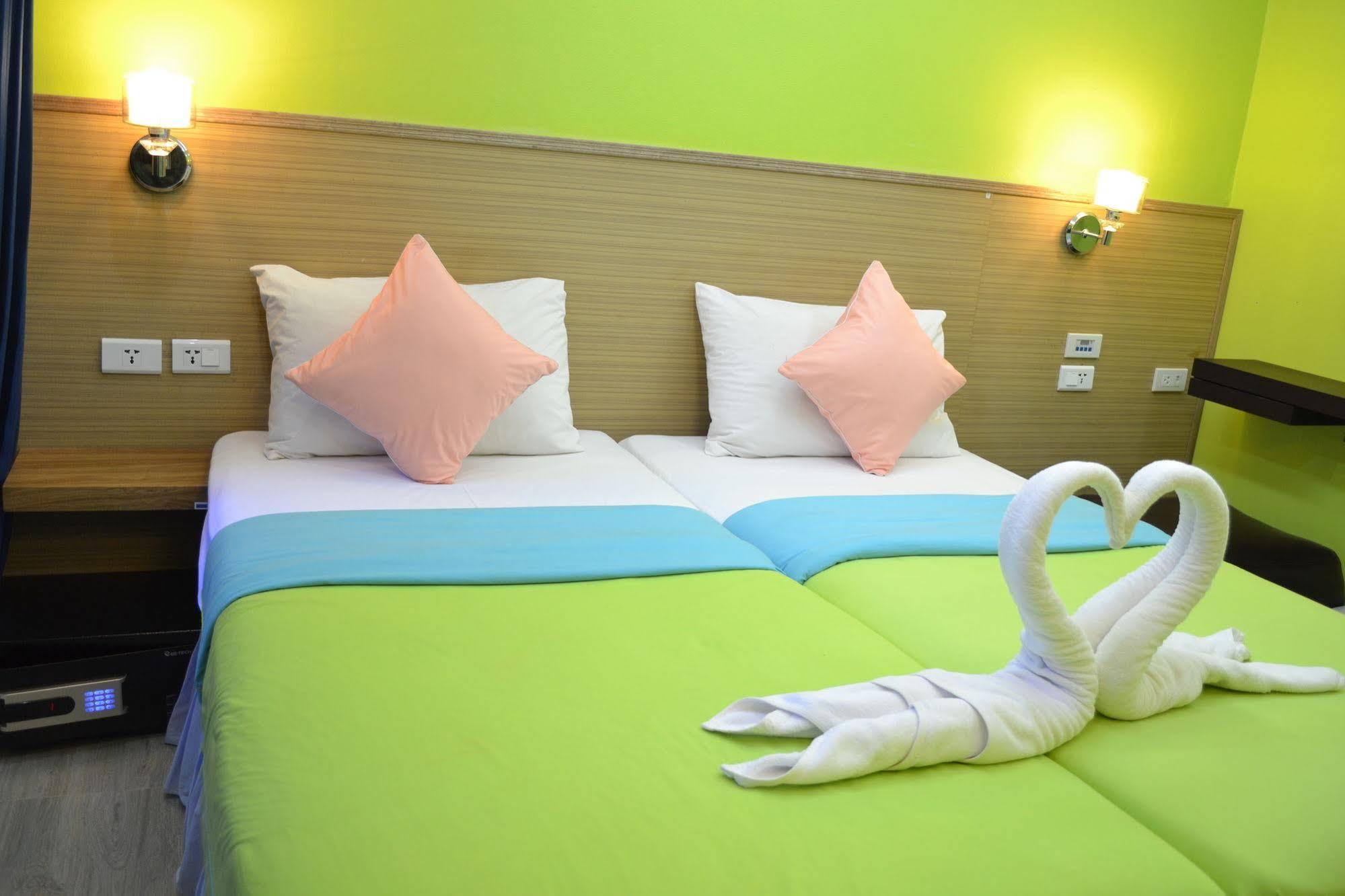 Hotel Sinsamut Koh Samed 2*
