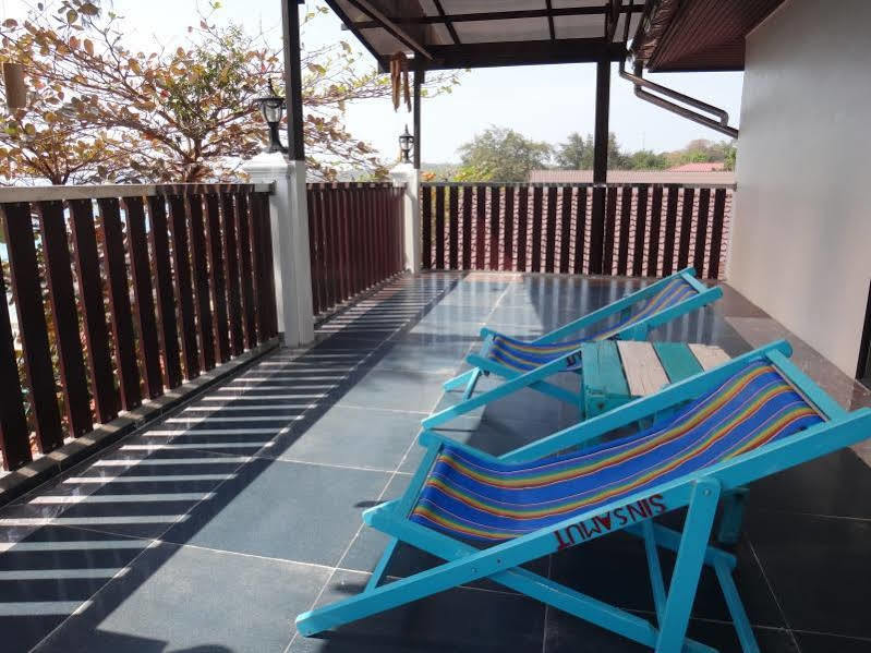 Sinsamut Koh Samed Hotel