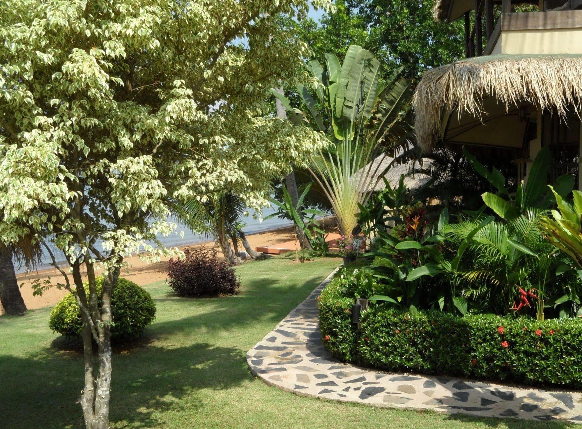 Resort Amber Sands 3*