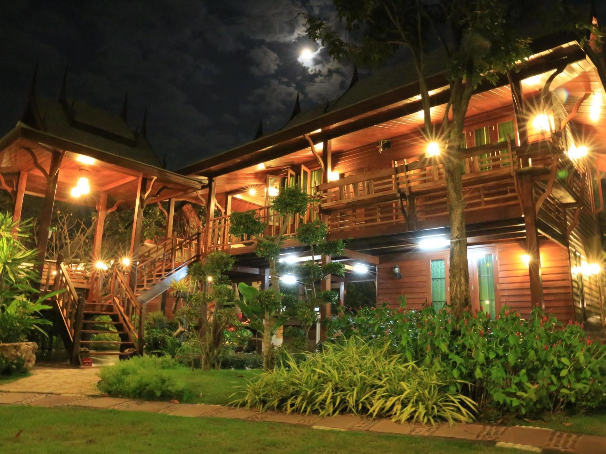 Sunlove And Spa - Royal View Resort