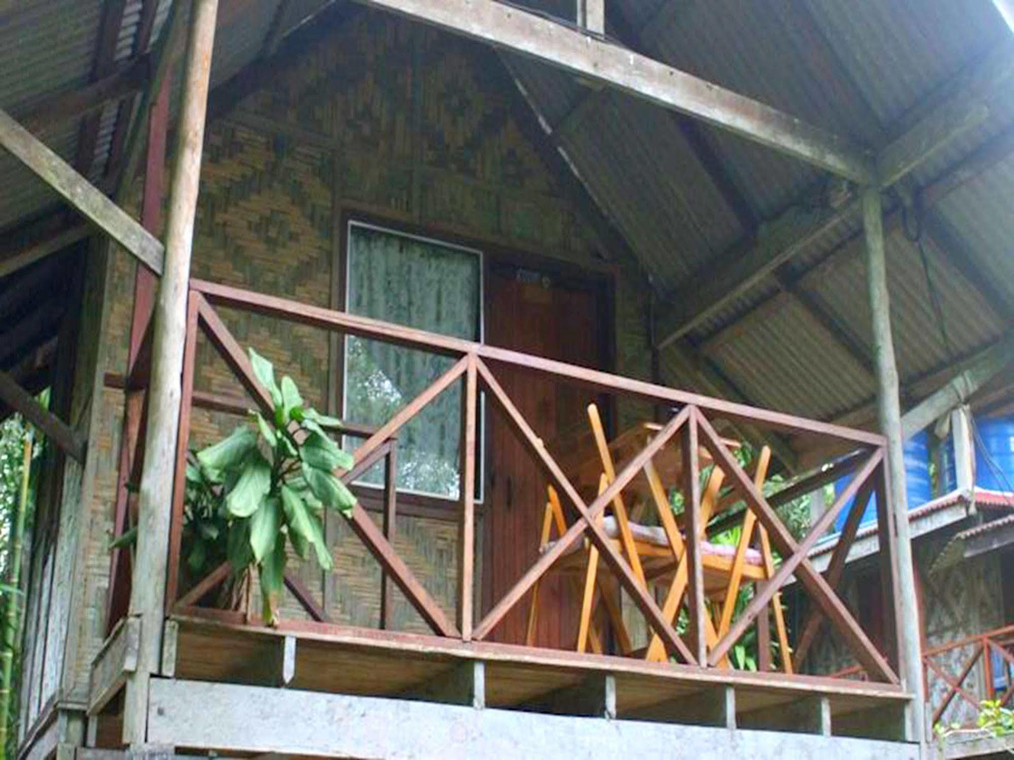 Khaosok Island Guest house