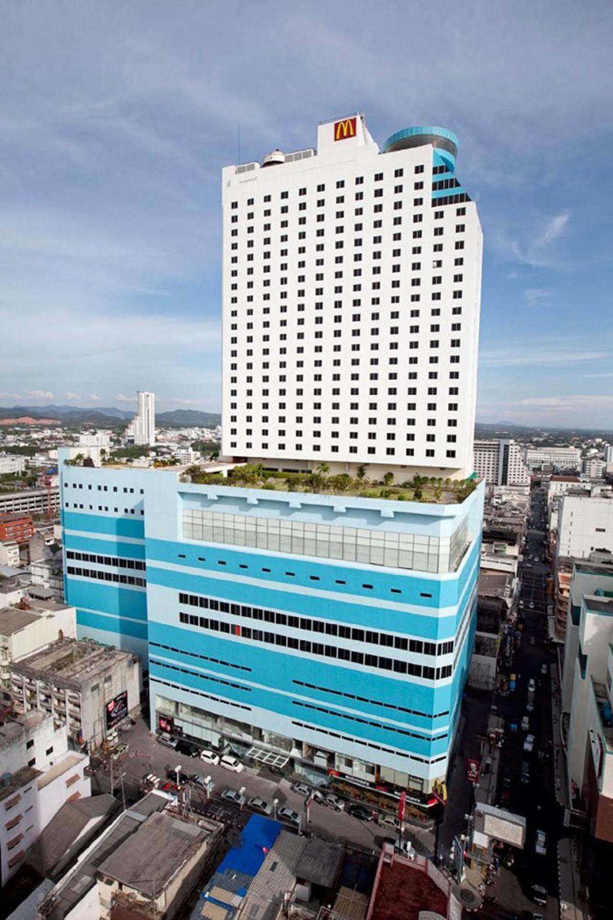 Lee Gardens Plaza - Sha Hotel 3*