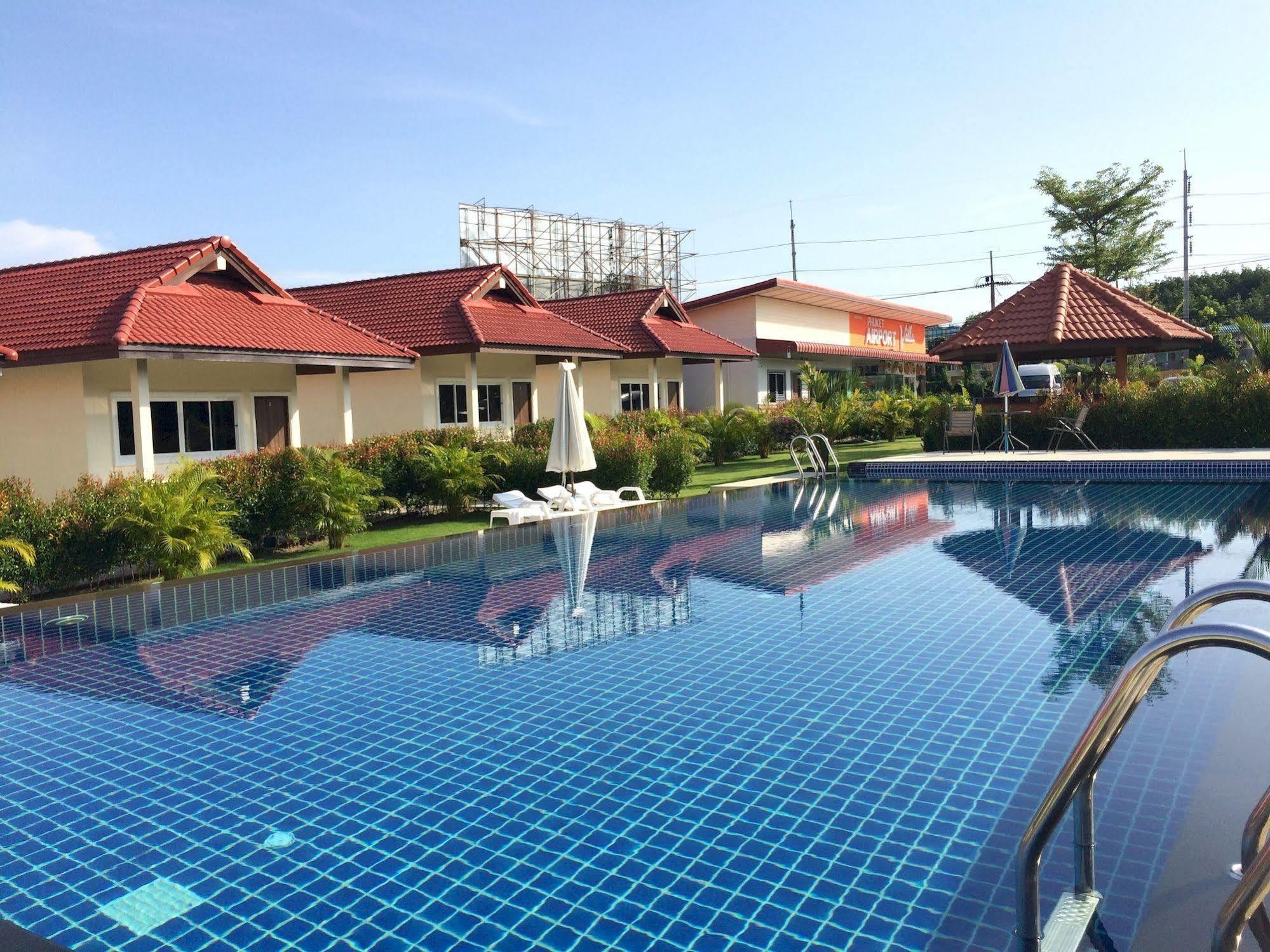 Phuket Airport 4*