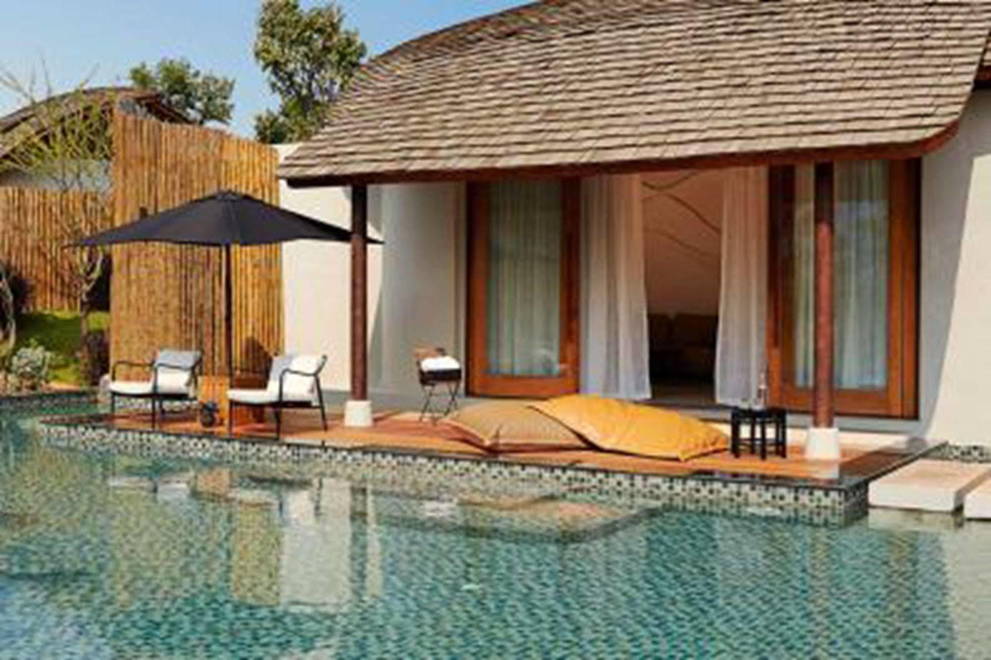 Boribot Pool 5* Mu Si