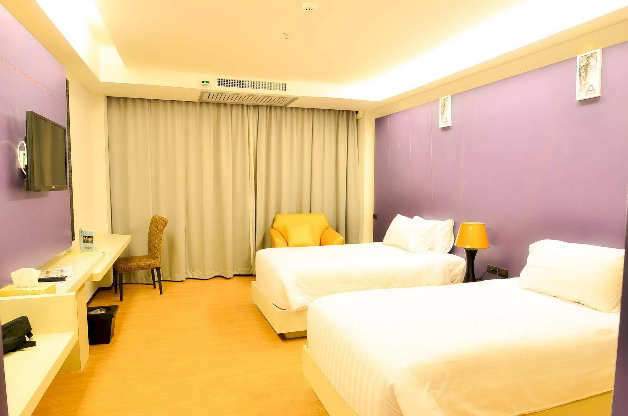 Alvarez Hotel 4*