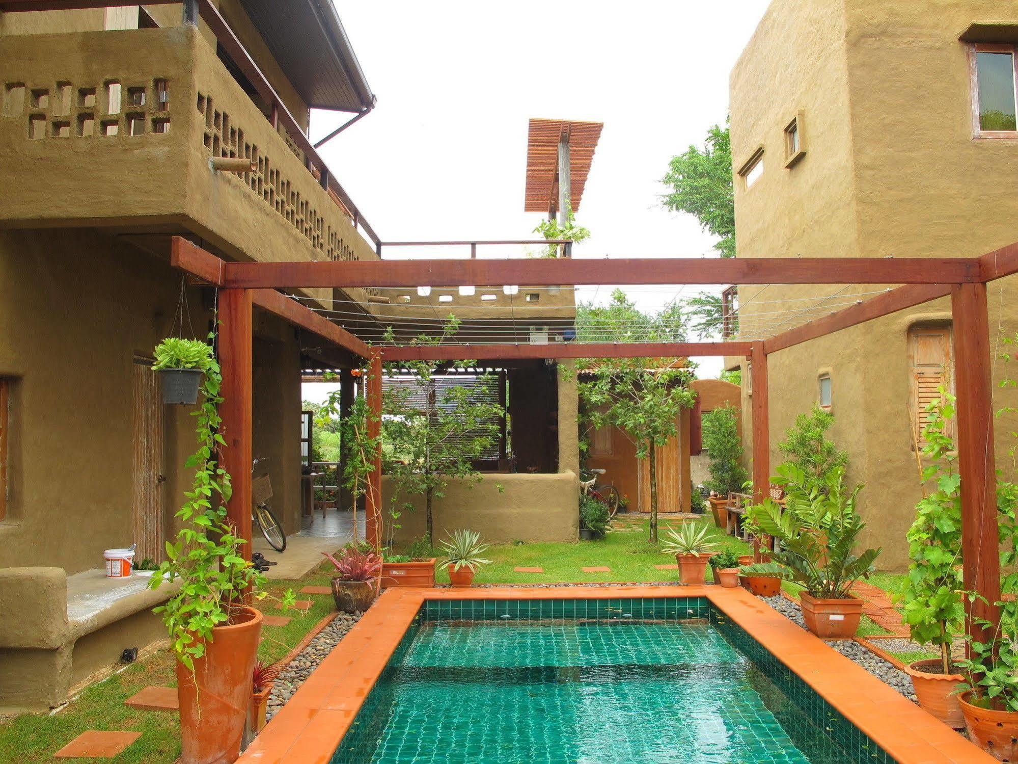 Pranberry Earth Resort