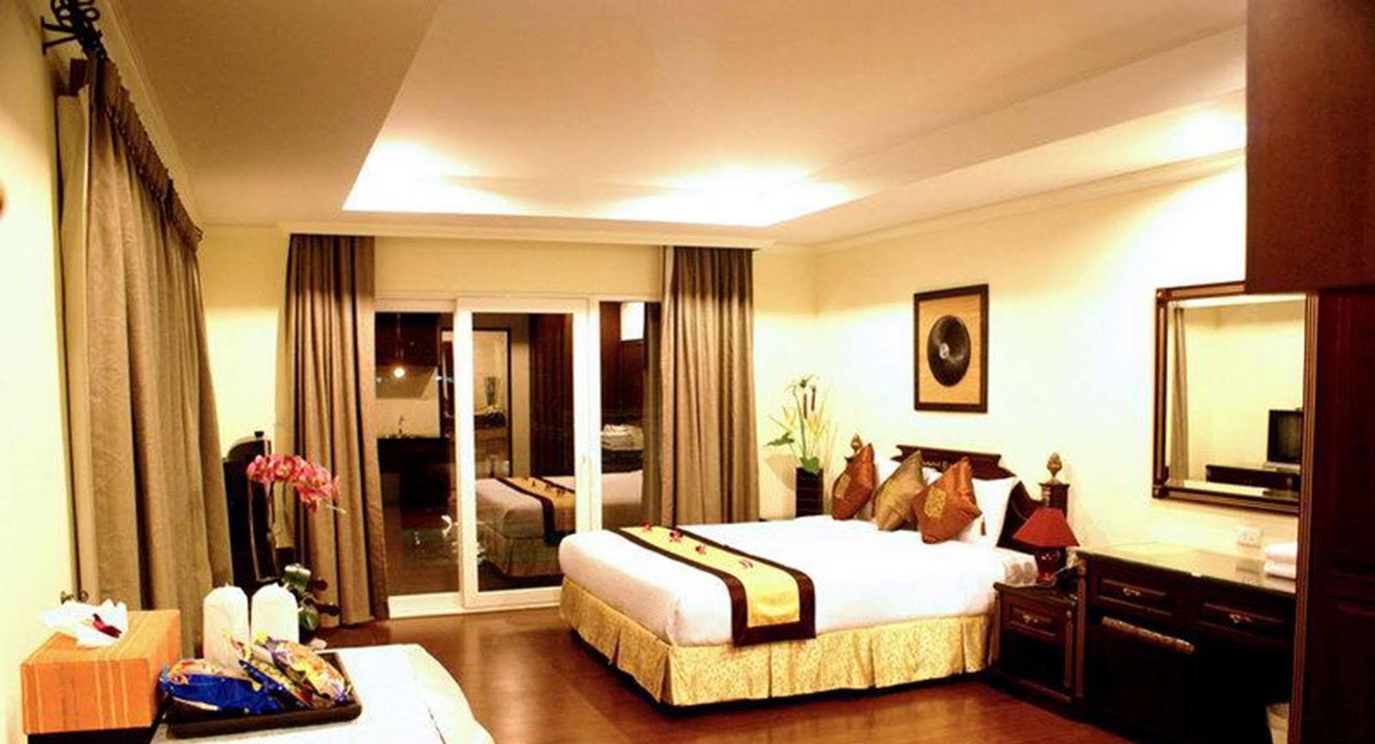 Hotel Eurasia Boutique Bang Lamung