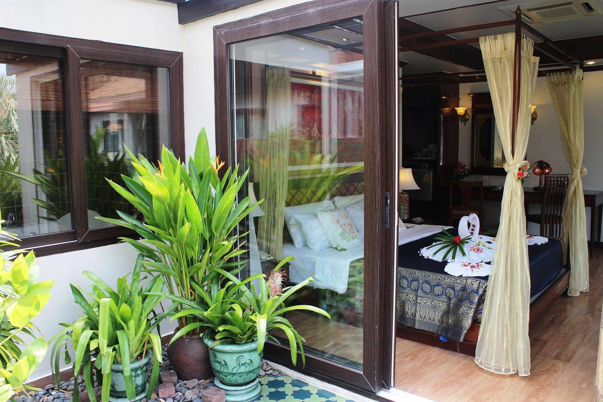 P.p. Palmtree Hotel Phi Phi Don