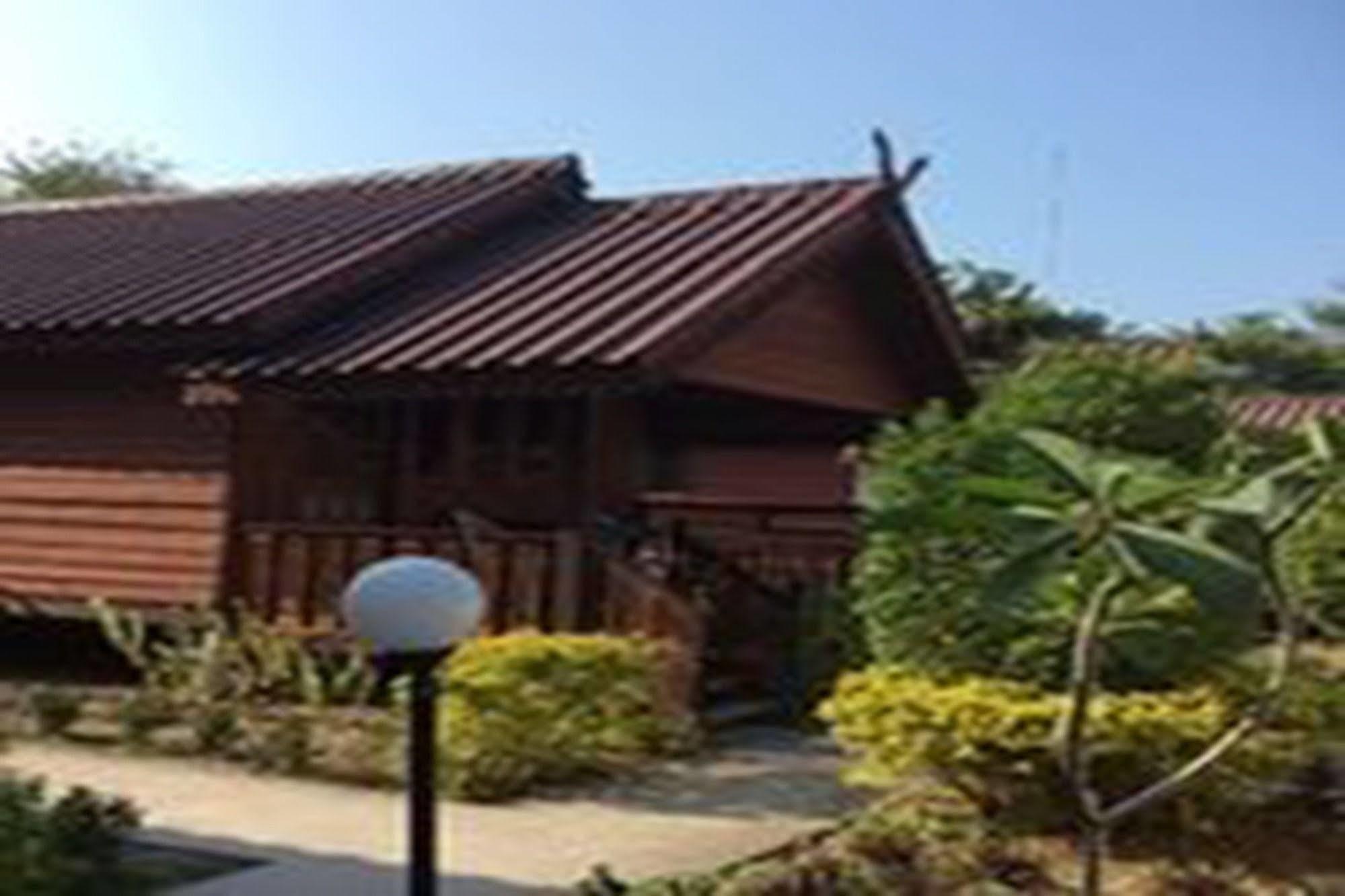 Resort Power Koh Lipe