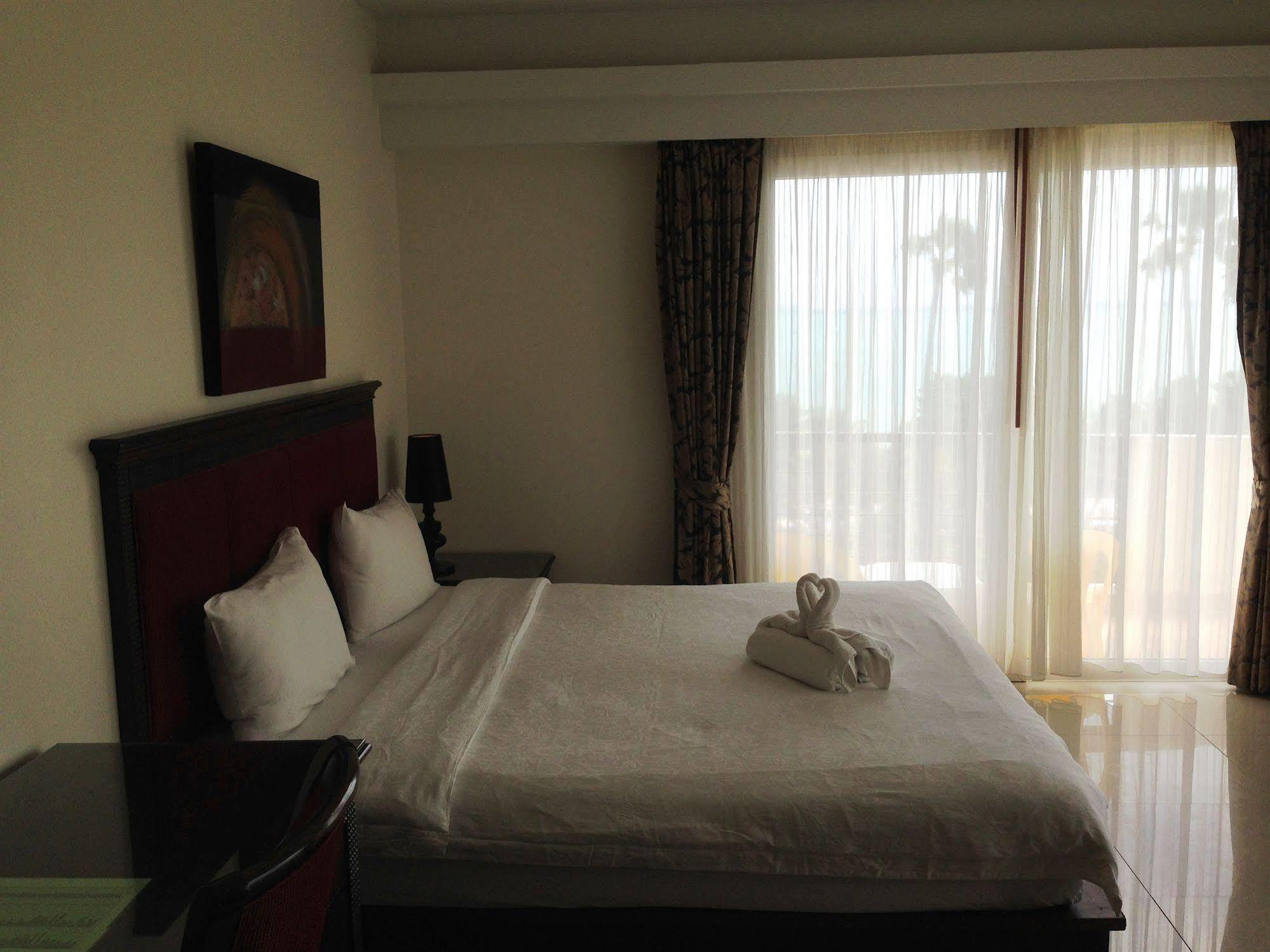 The New Eurostar Hotel