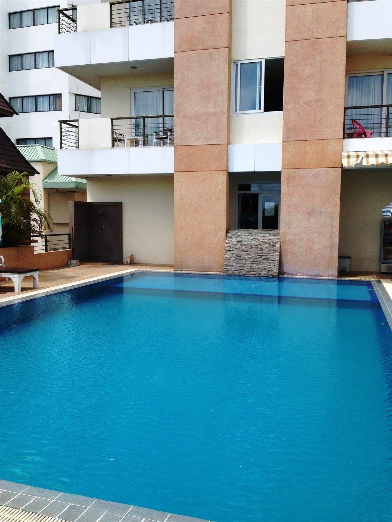 The New Eurostar 3* Jomtien Beach