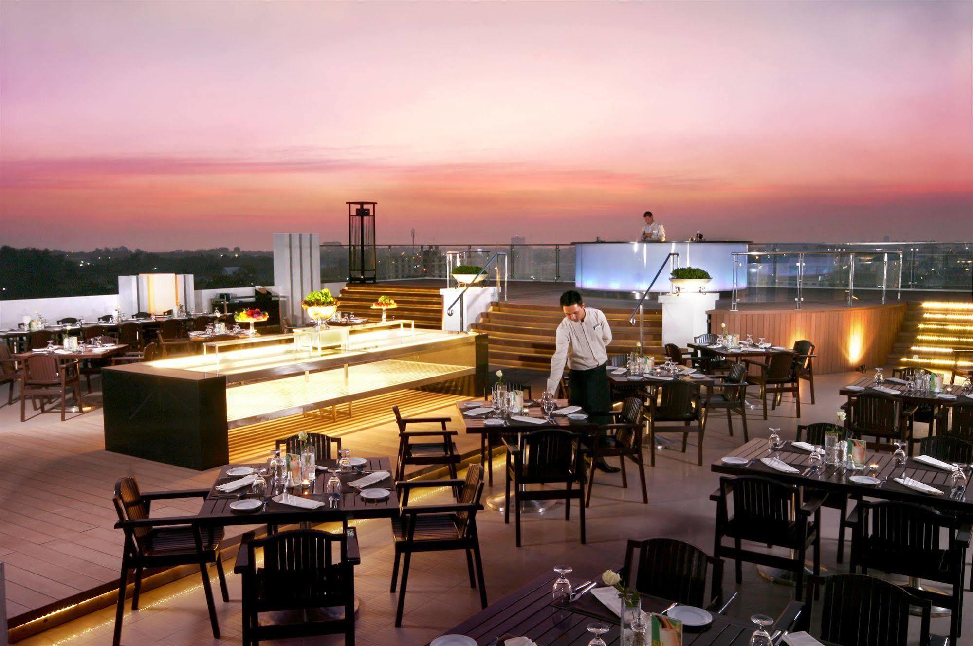 Kameo Grand & Serviced Apartment, Rayong