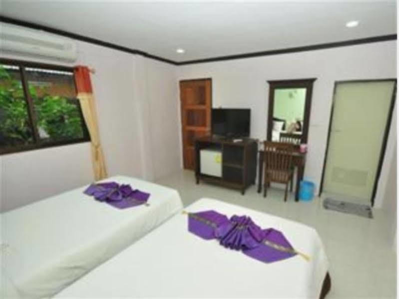 Hussin House Hotel Phi Phi Don