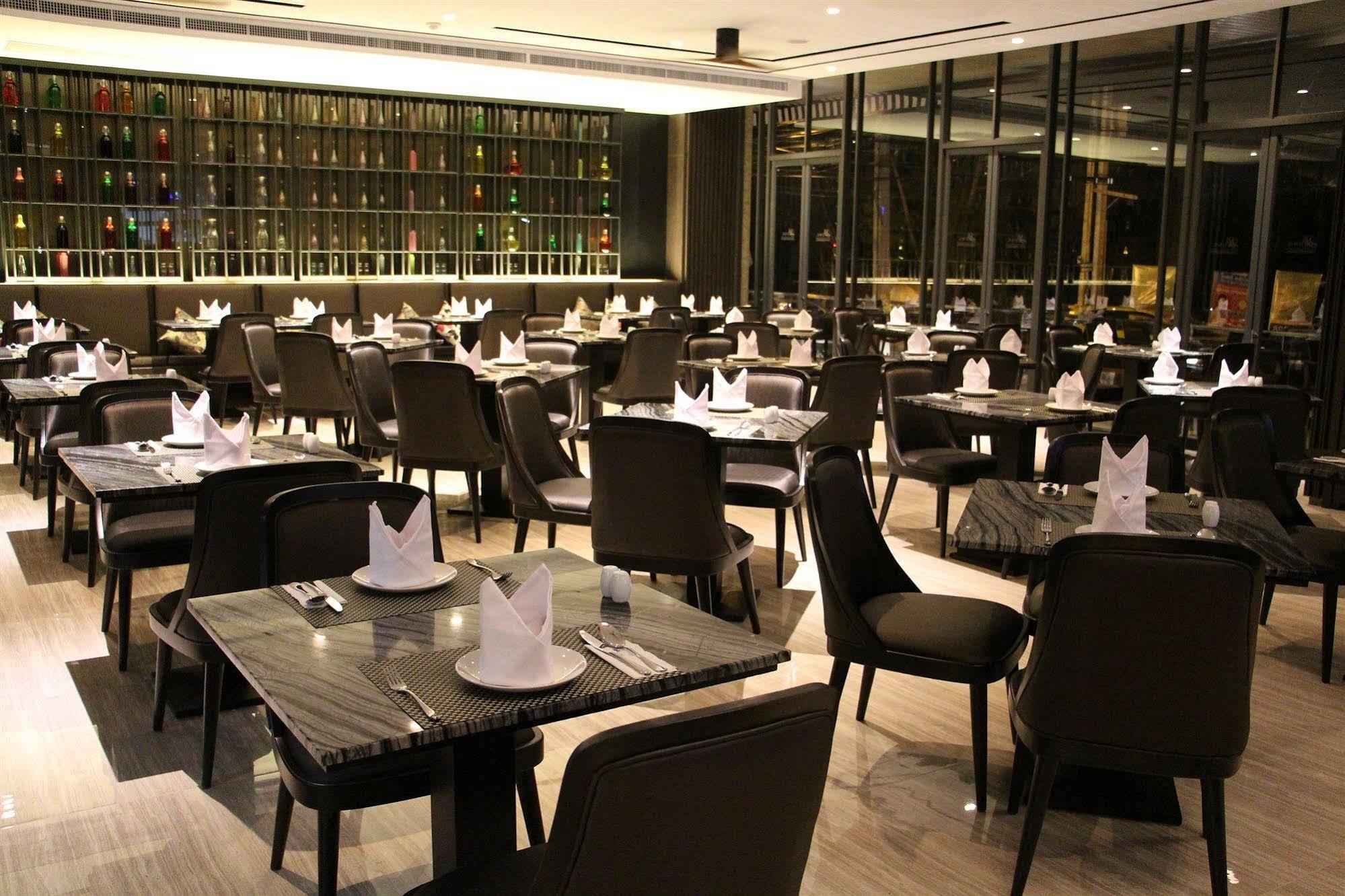 Hotel The Siamese By Pcl 4*