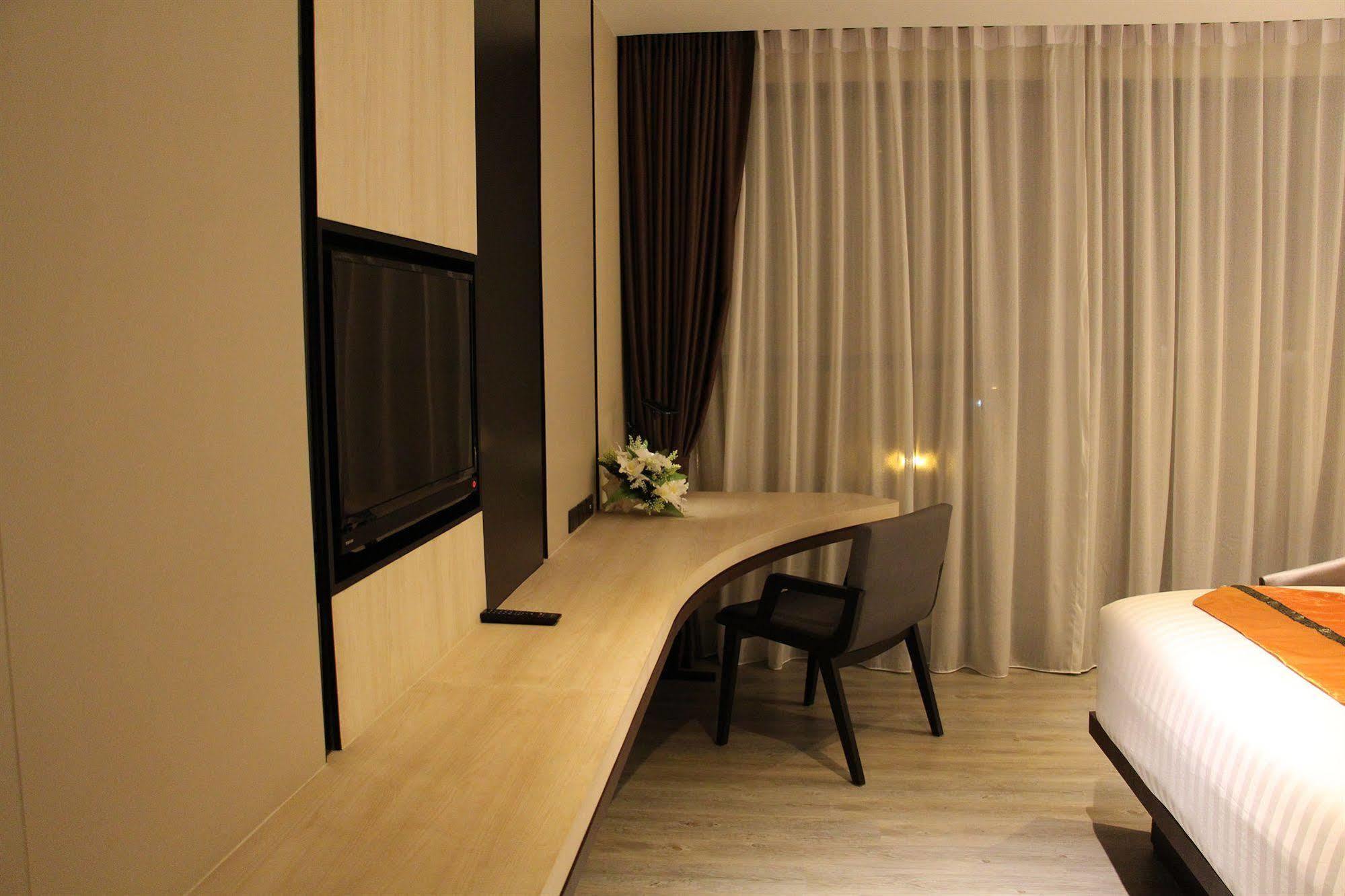 The Siamese By Pcl Hotel