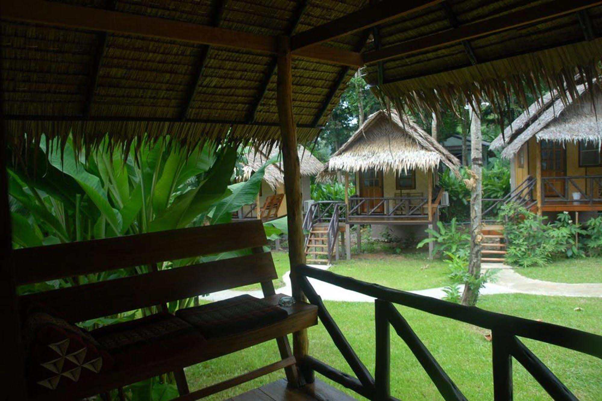 Jungle Garden 2*
