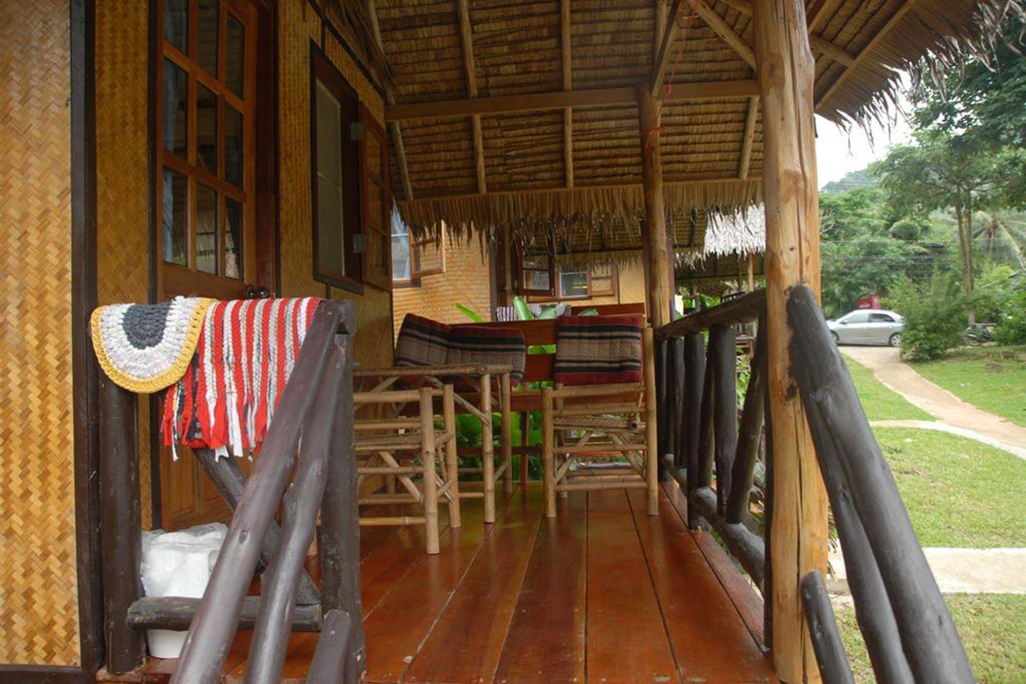 Jungle Garden 2*