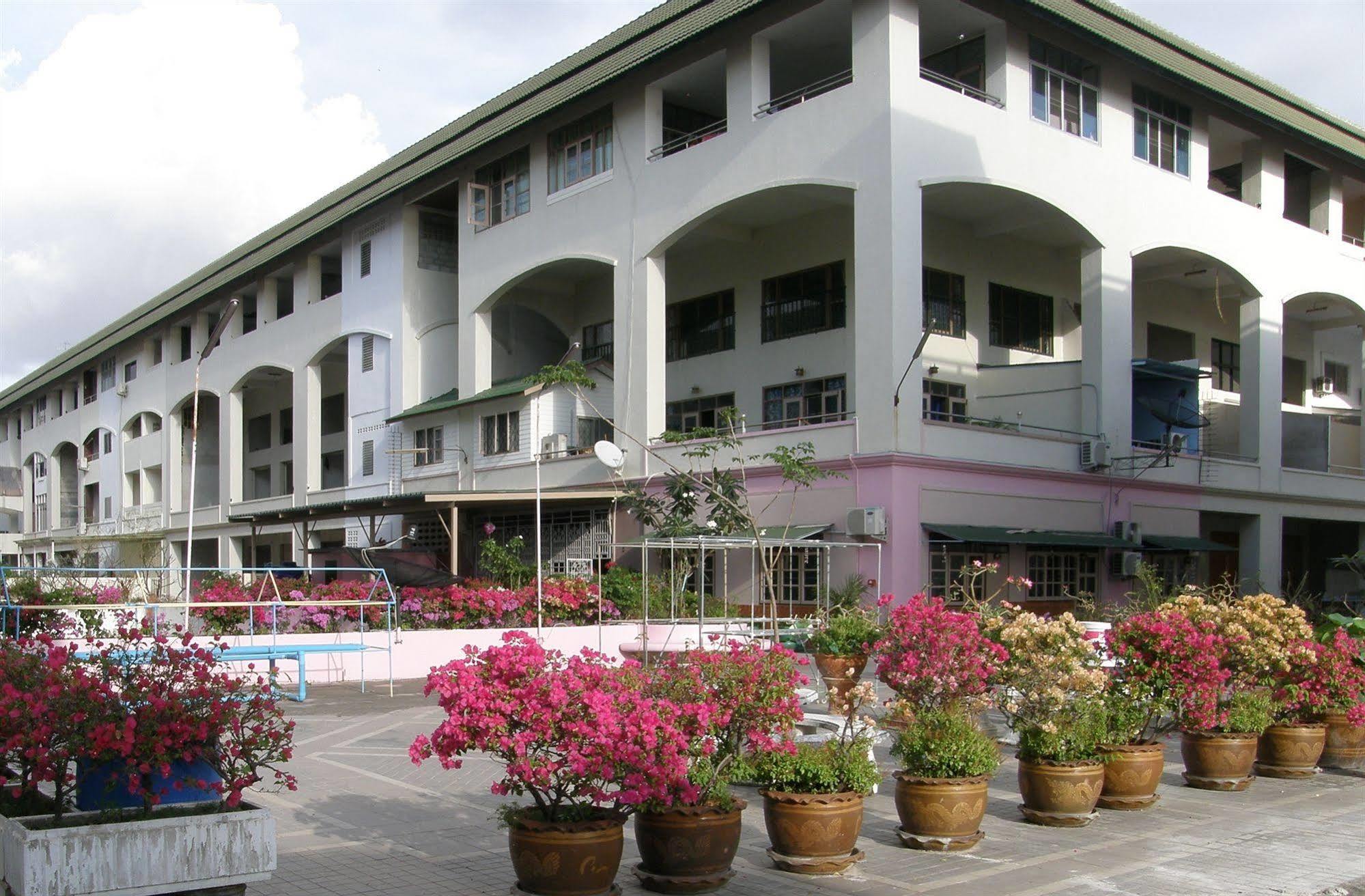 Anchana House