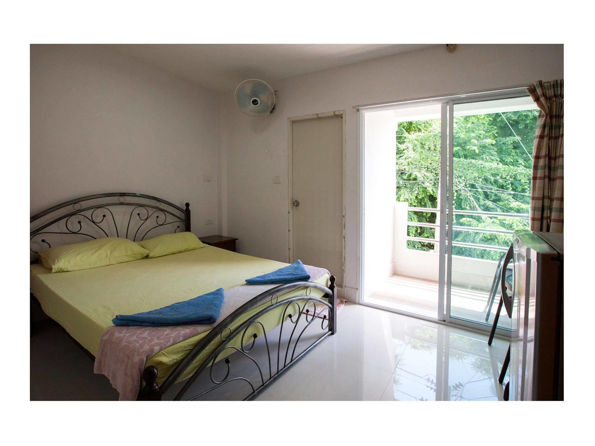 Namhasin House Koh Tao