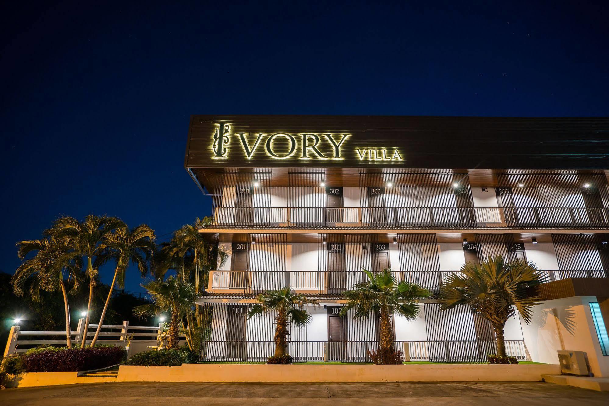 Ivory Hotel 4*