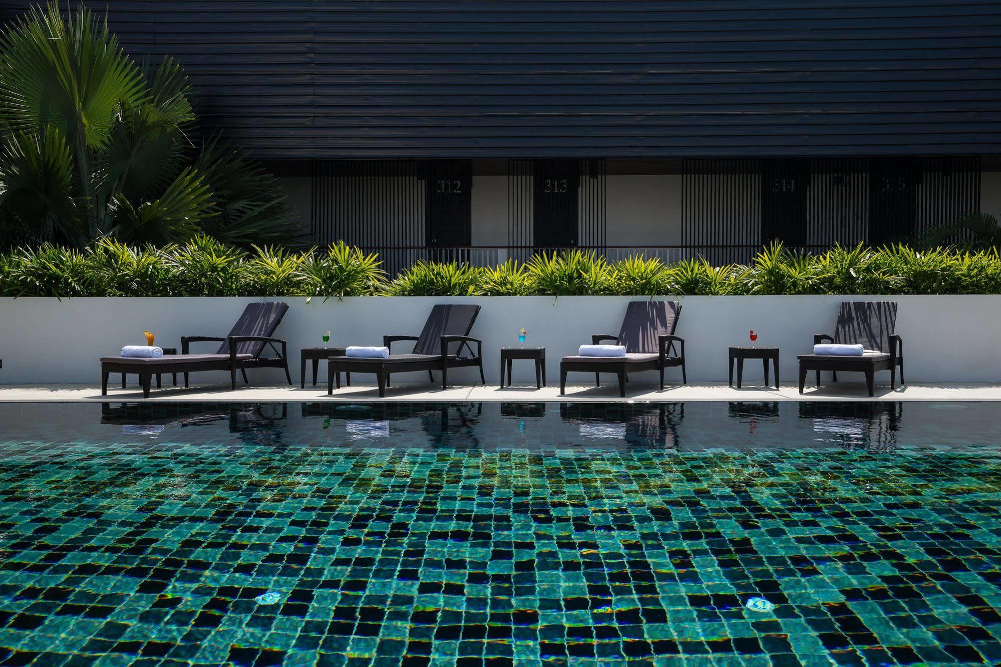 Ivory Hotel 4*
