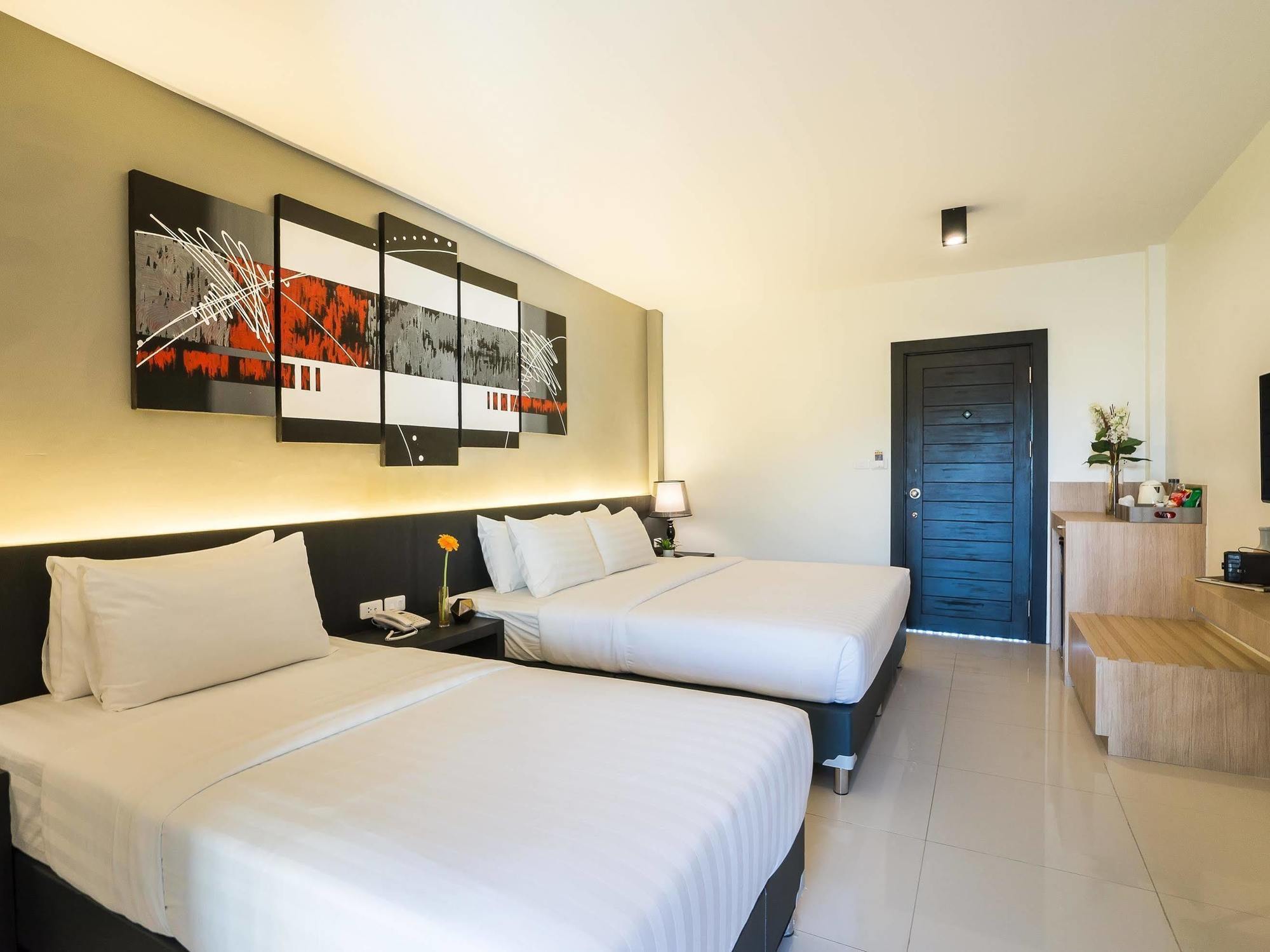 Hotel Ivory