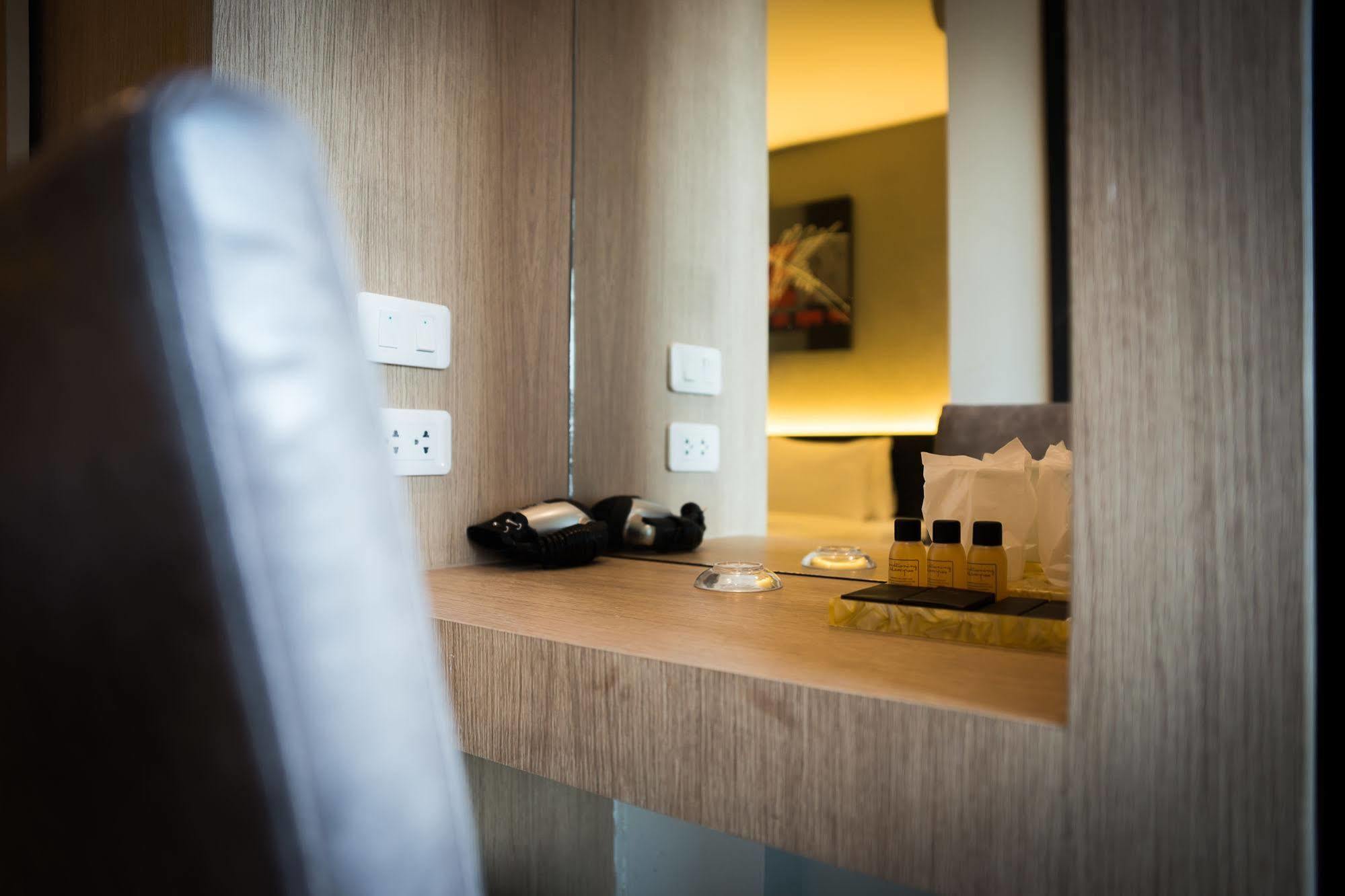 Ivory Hotel 4*