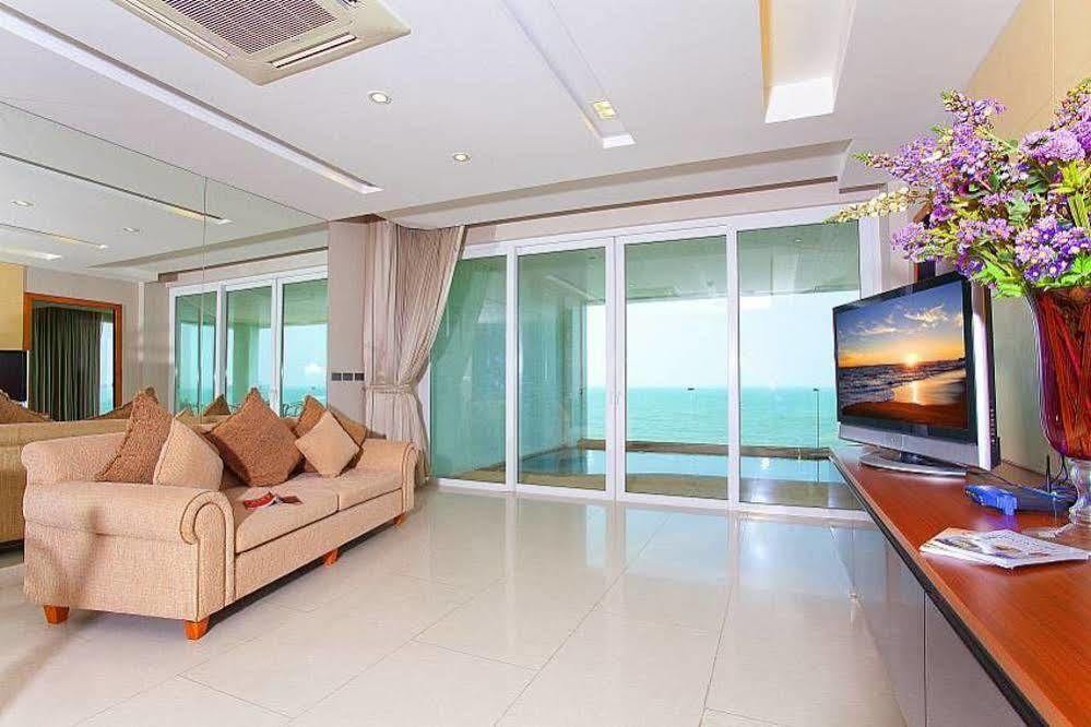 Ocean Fringe A Pattaya