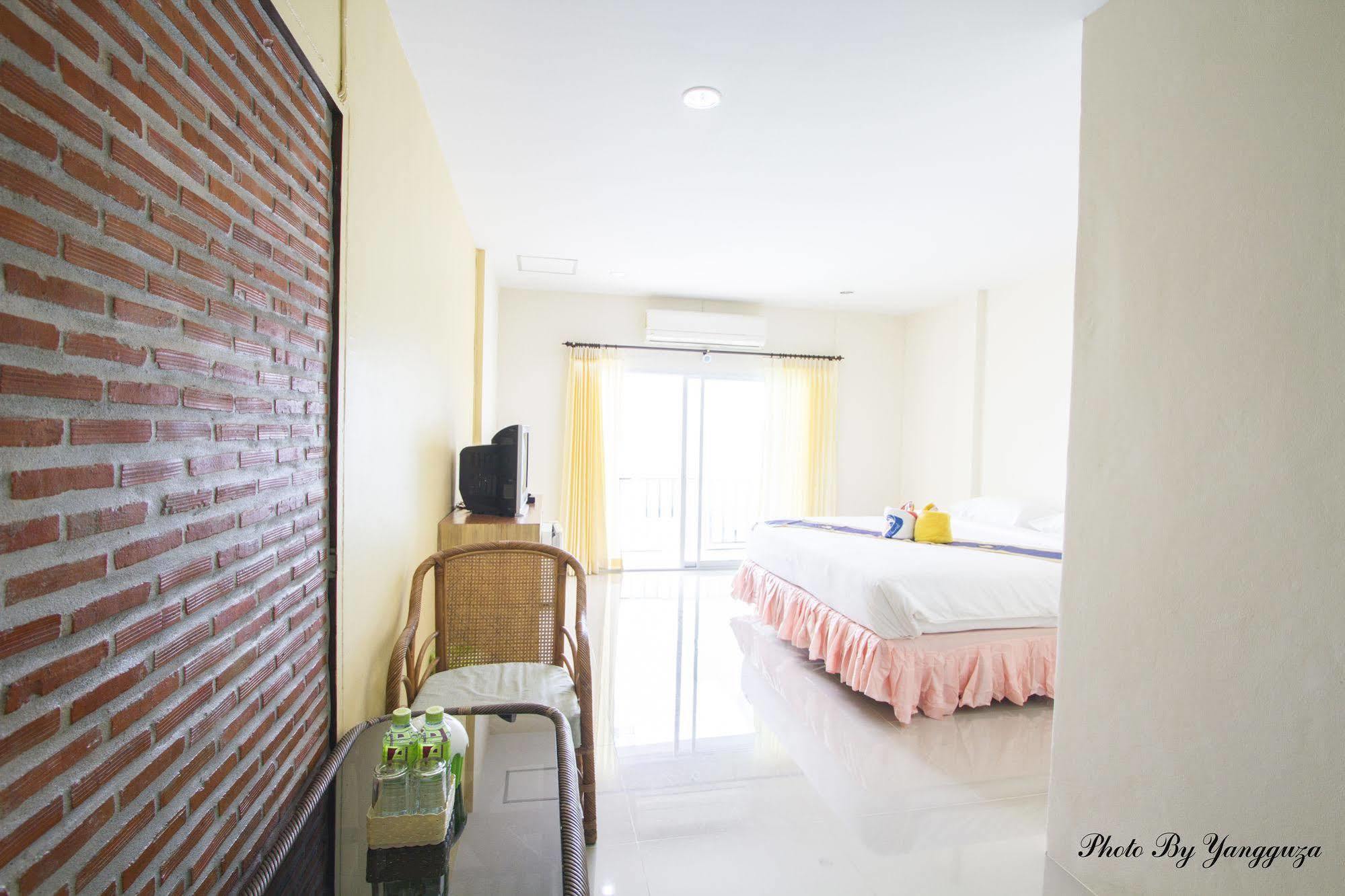 Anantachai Guest house