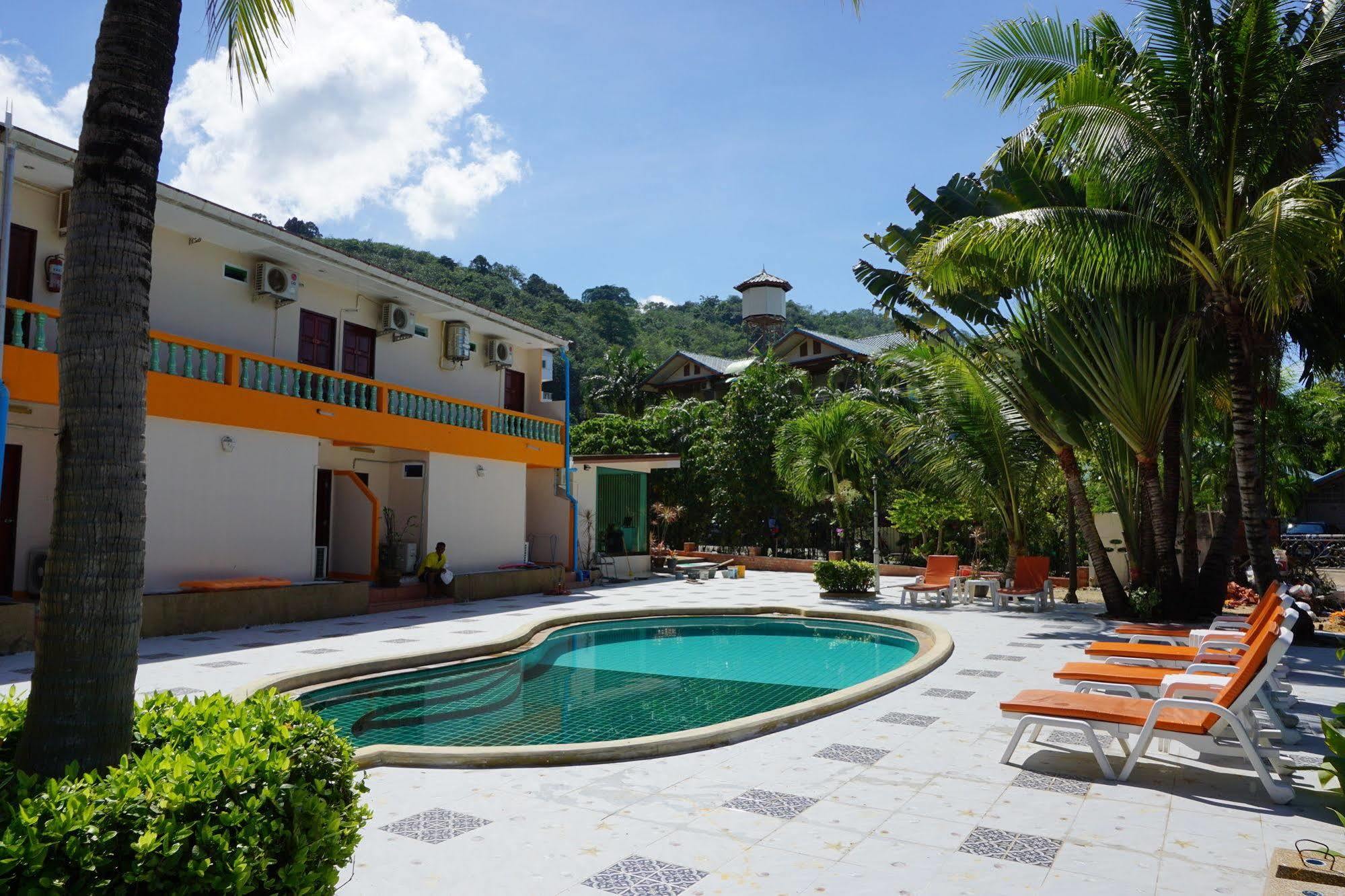 Resort Club Coconut 2*