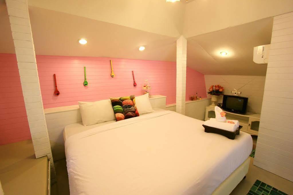 Plumeria And Hideaway Resort 3*