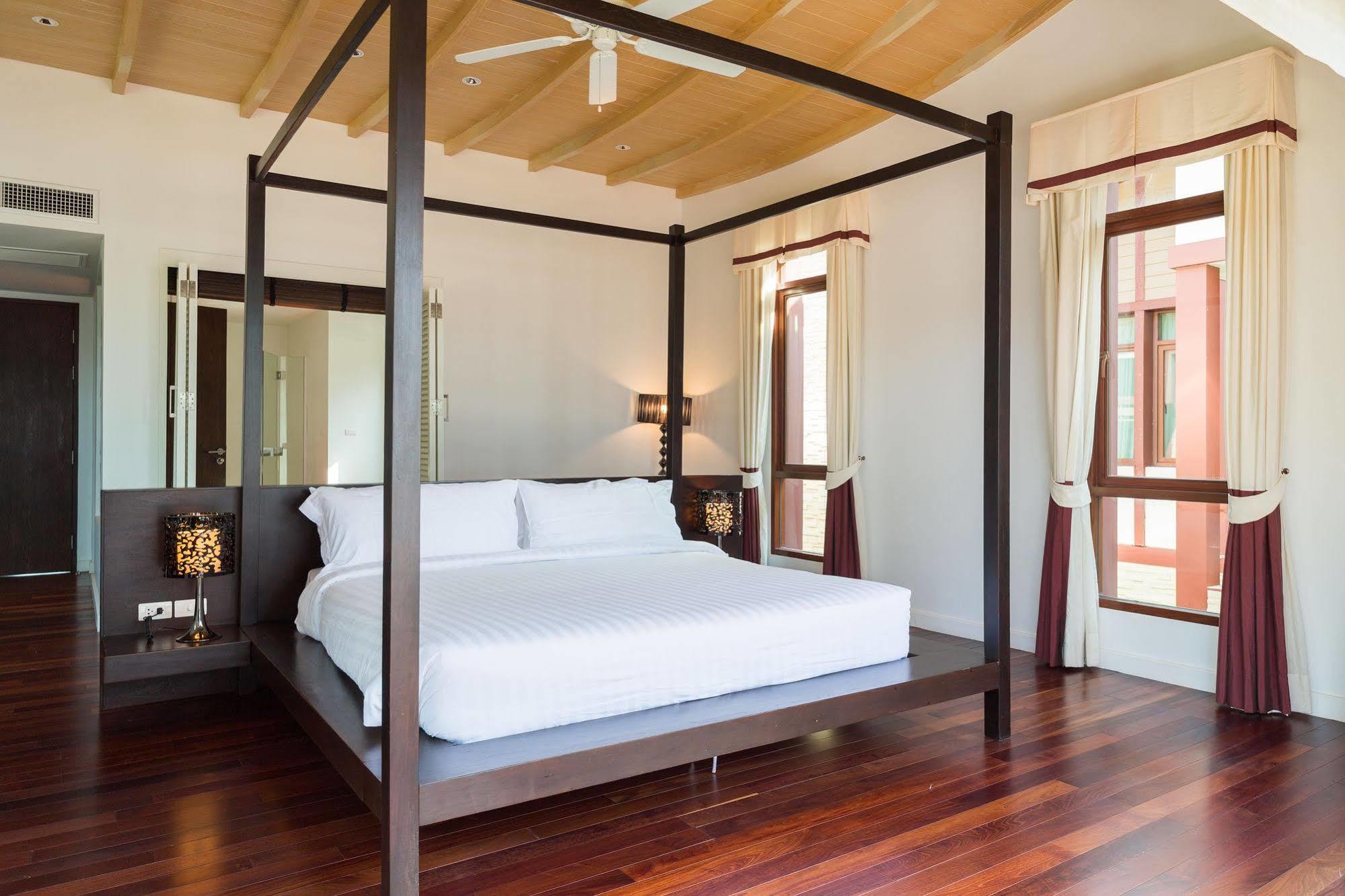 Villa Amatapura Beachfront 15, Sha Certified