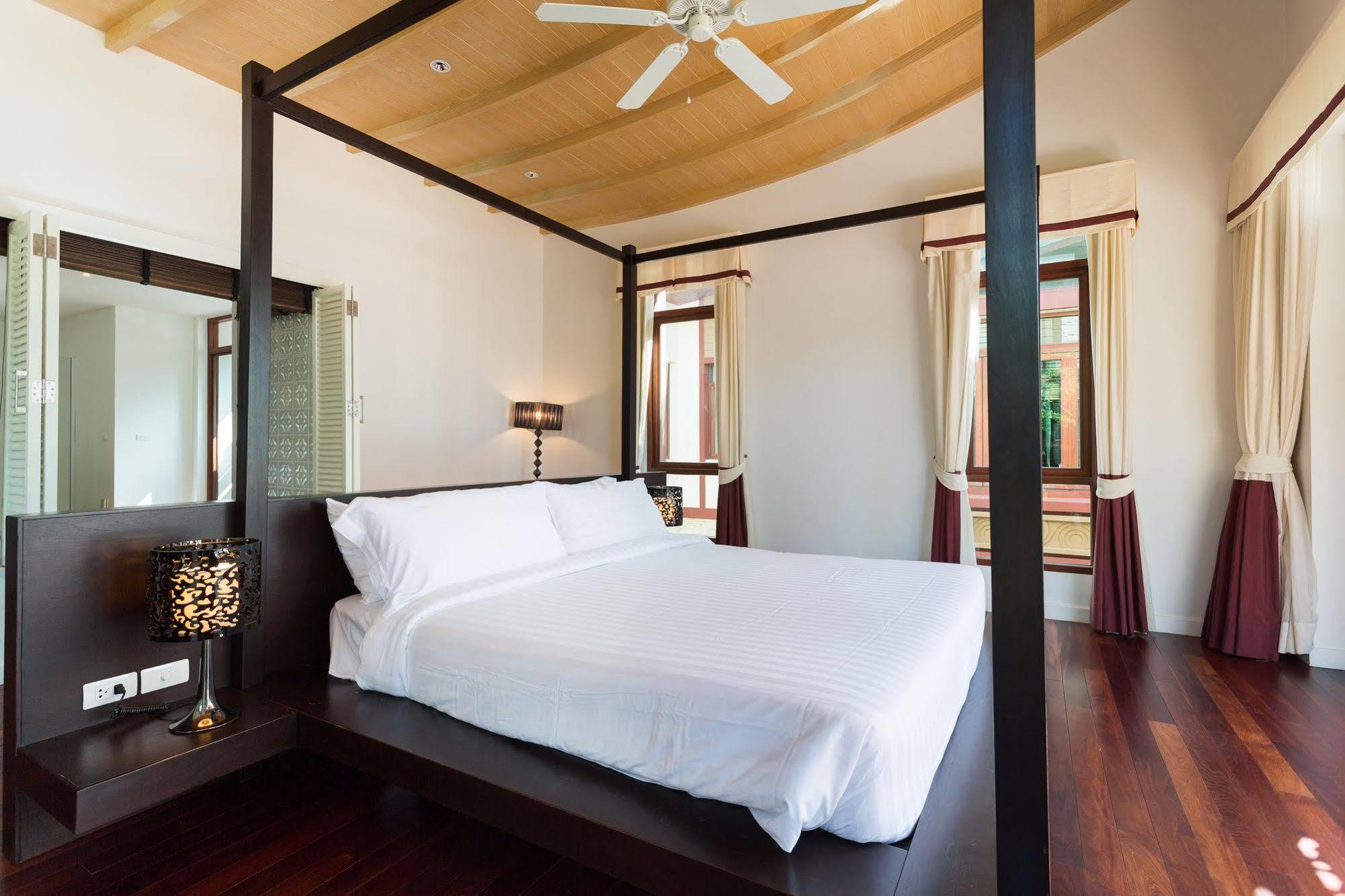 Villa Amatapura Beachfront 15, Sha Certified *