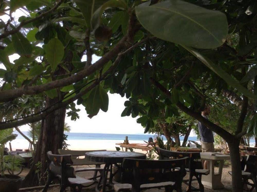 Resort Phayam Coconut