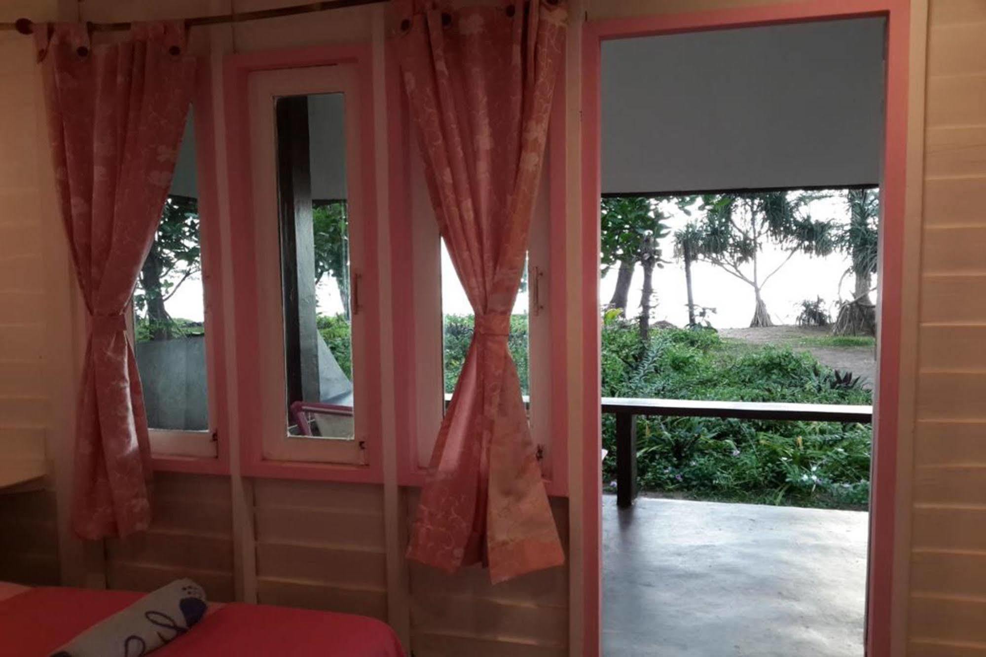 Resort Phayam Coconut 2*