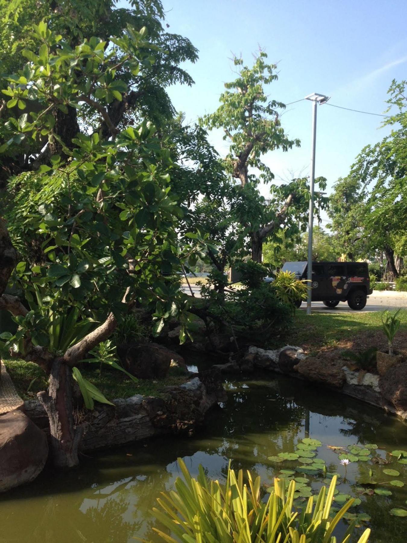 Resort Garden