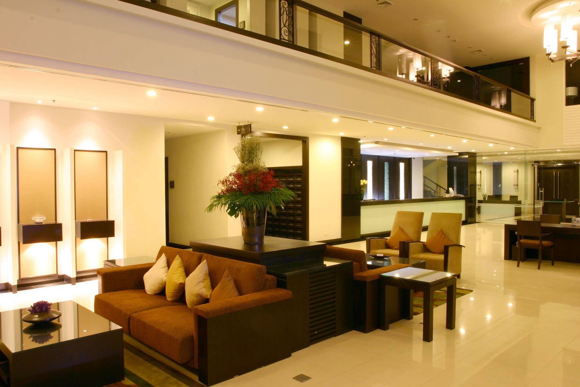 Cape Racha Hotel 5*