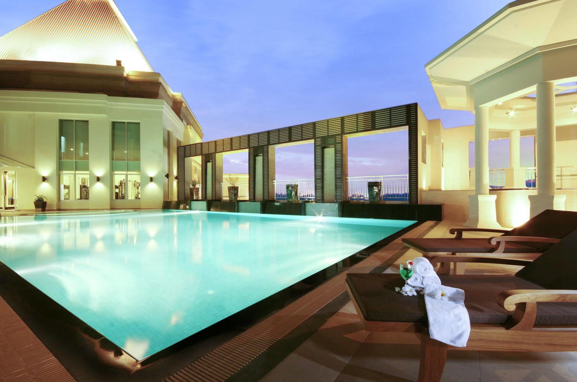 Hotel Cape Racha Si Racha