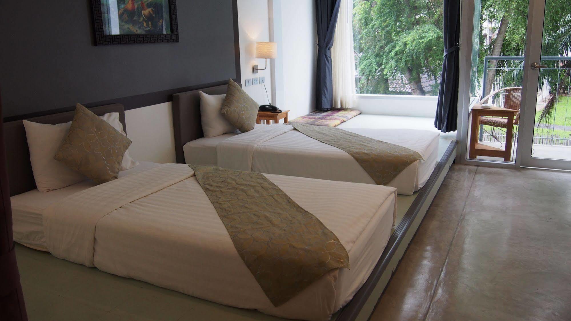 Resort Lg Lemon Grass