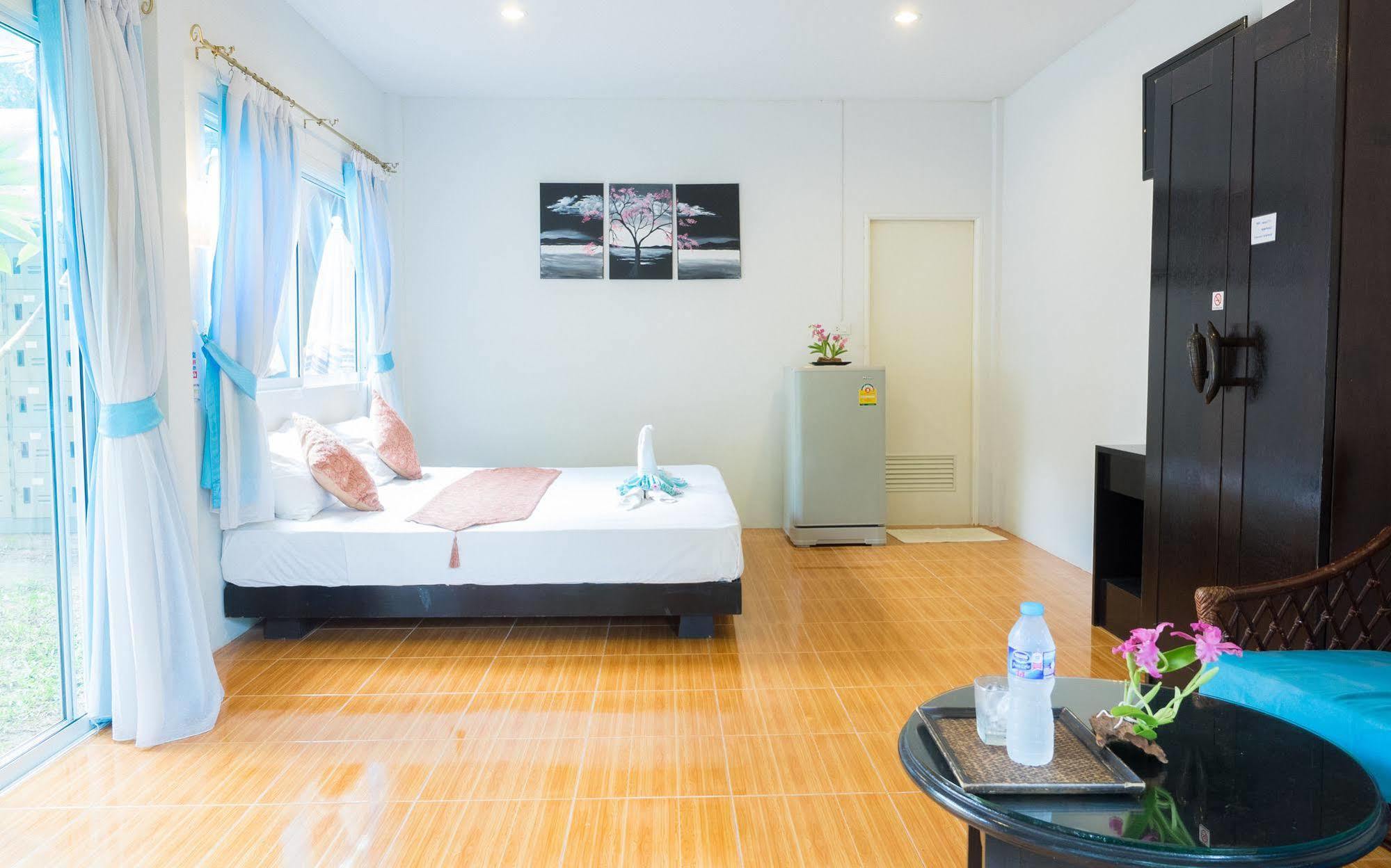 Smile World & Smile Resort