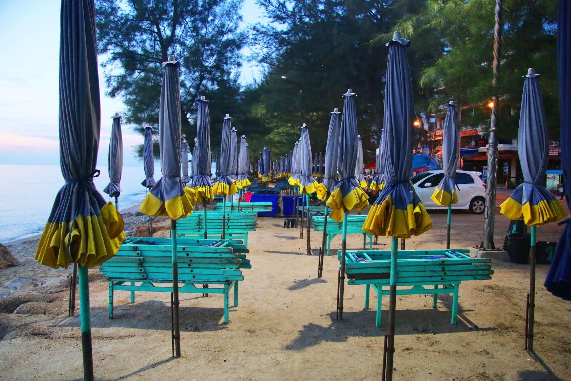 The Beach Cha Am 2* Cha-Am