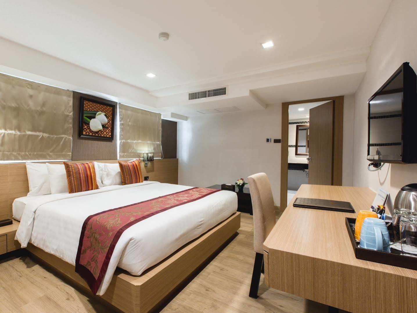 Hotel Adelphi