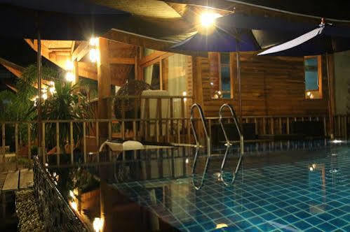 Tique Series Boutique 4*