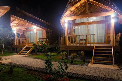 Hotel Tique Series Boutique