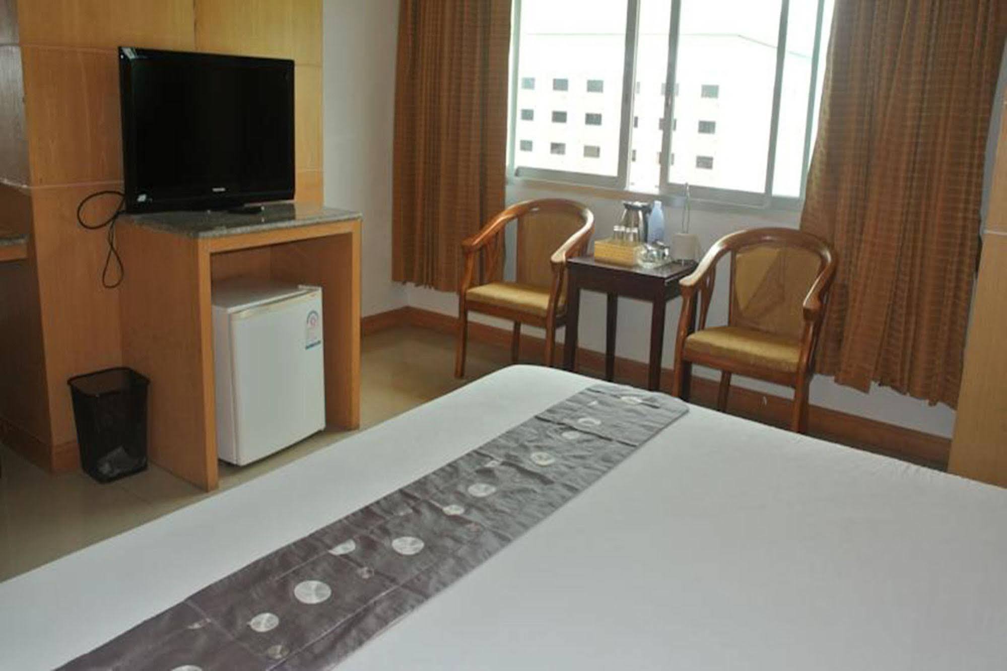 Hotel Satit Grand View
