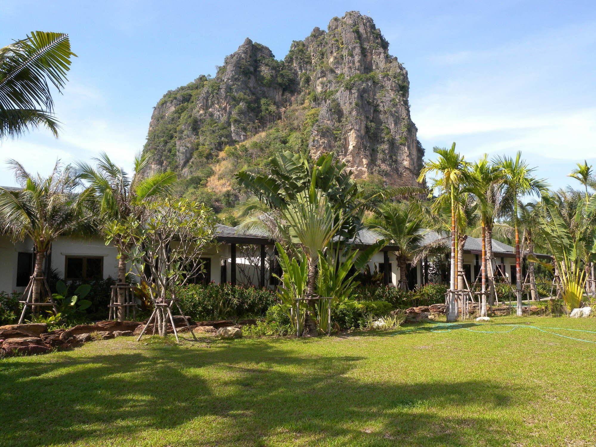 Jurassic Mountain & Fishing Park 4* Cha-Am