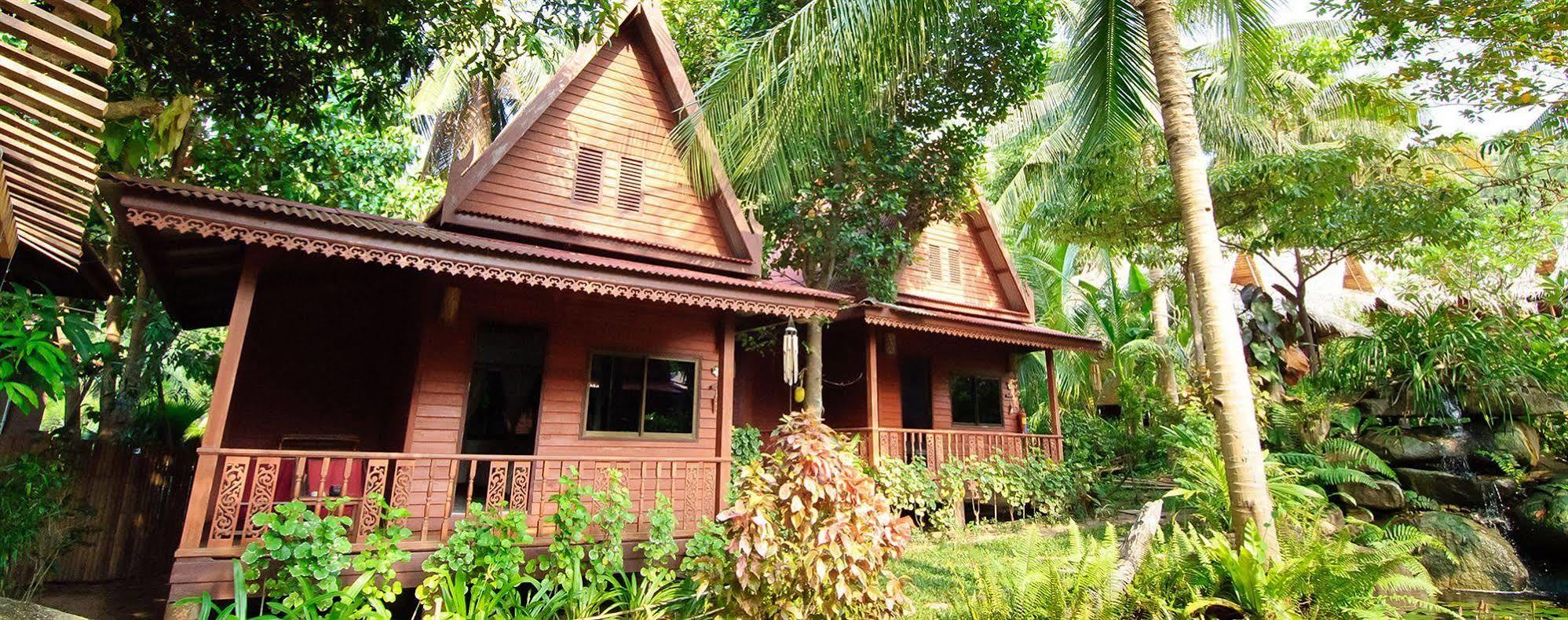 Baan Panburi Village 3*