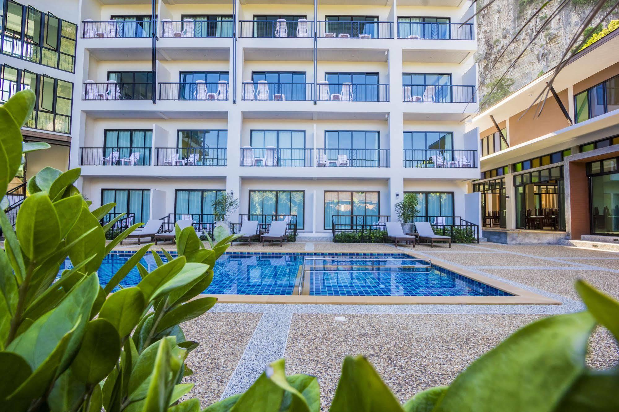 Andaman Pearl 3*